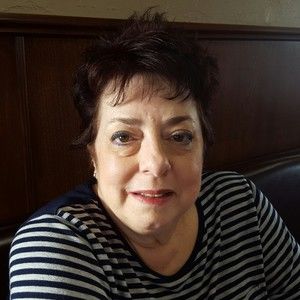 Meet your Posher, Dana